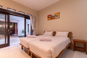 华丽双床房, 2 张单人床, 无烟房, 私人浴室 | 办公桌、笔记本电脑工作区、隔音、免费 WiFi