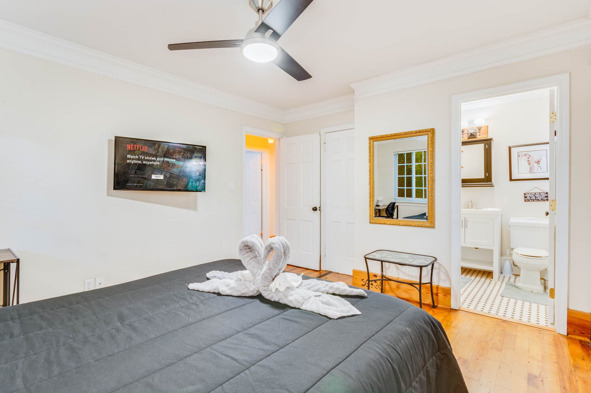 Stunning ATL 5BDR home near Emory Sleeps 12