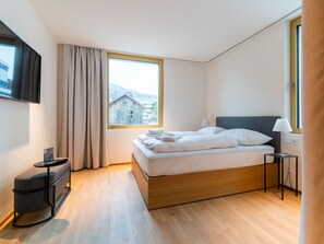 尊榮雙人房 | 高級寢具、Select Comfort 床墊、客房內保險箱、遮光布/窗簾