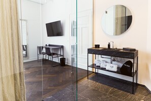 Bathroom - Hotel Flint  (Dornbirn)