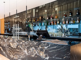 Snack bar