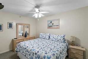2 slaapkamers, een strijkplank/strijkijzer, gratis wifi, beddengoed
