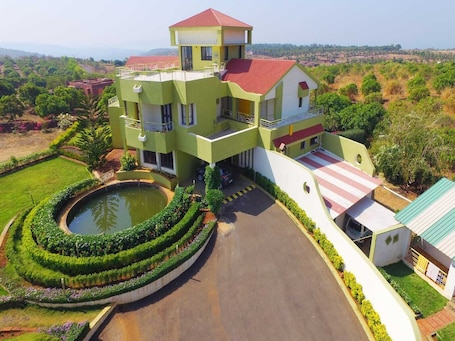 Front of property. Kokanwadi Resort