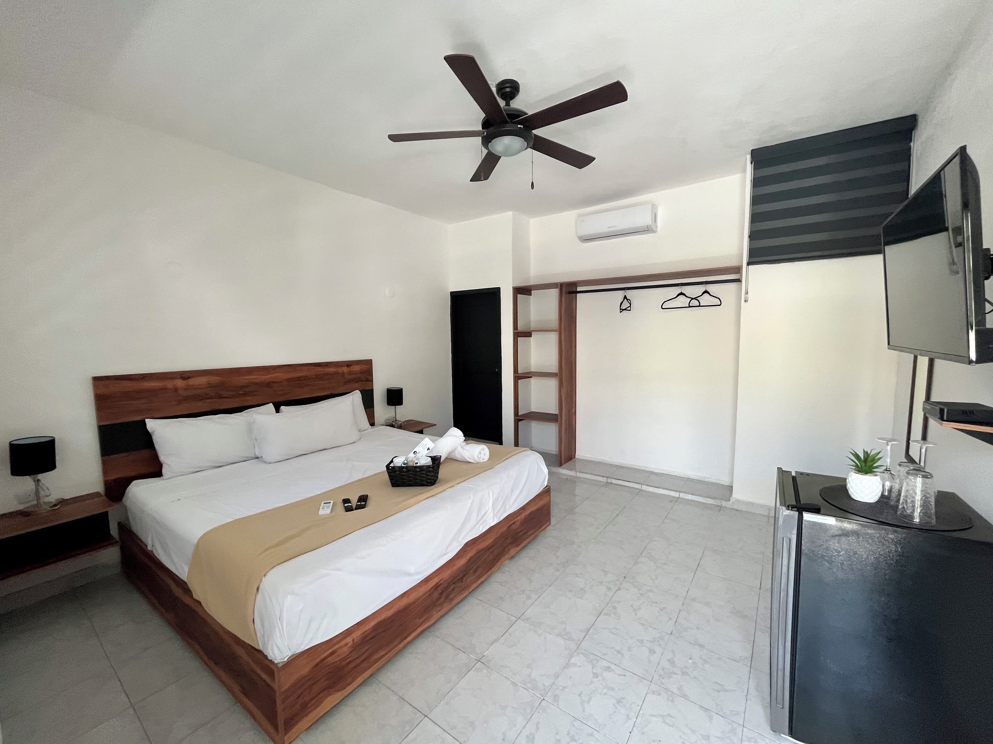 Individually decorated, individually furnished, soundproofing, free WiFi