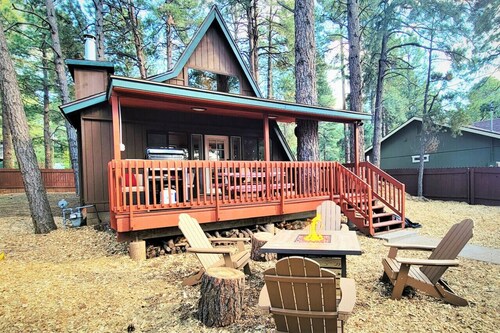 Family A-Frame Cabin Nestled in the Ponderosas ~Gas Fireplace ~Fenced Yard!