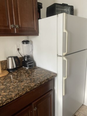 Interior - Comfortable  nice big studio. With full kitchen (Anaheim)