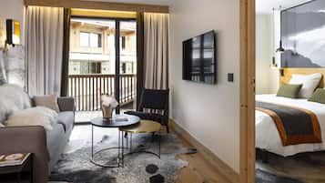 In-room safe, desk, blackout curtains, free WiFi