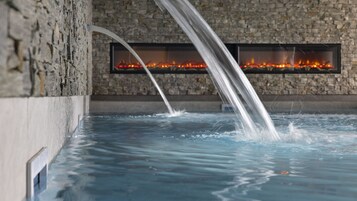 Couples treatment rooms, body treatments, body scrubs, facials