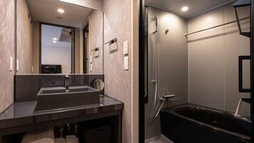 Waka-Room | Bathroom | Separate tub and shower, deep soaking tub, hair dryer, electronic bidet