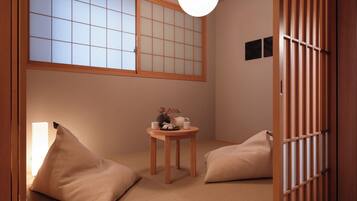 Traditional-Suite, 2 Schlafzimmer, Nichtraucher (Japanese) | Wohnbereich