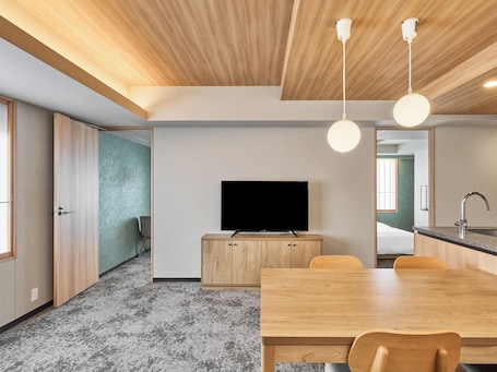 High Floor Two-Bedroom Suite Non-smoking | Living area | 40-inch flat-screen TV with digital channels, TV. MIMARU Tokyo Ikebukuro