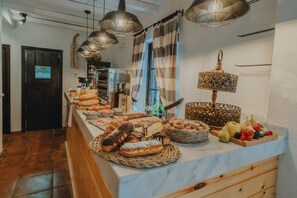 Petit déjeuner buffet compris tous les jours