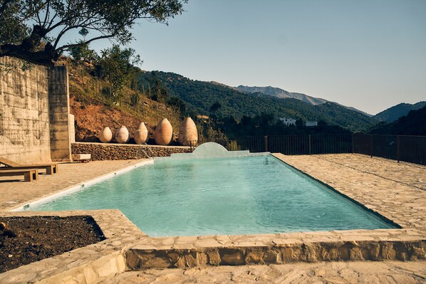 Seasonal outdoor pool