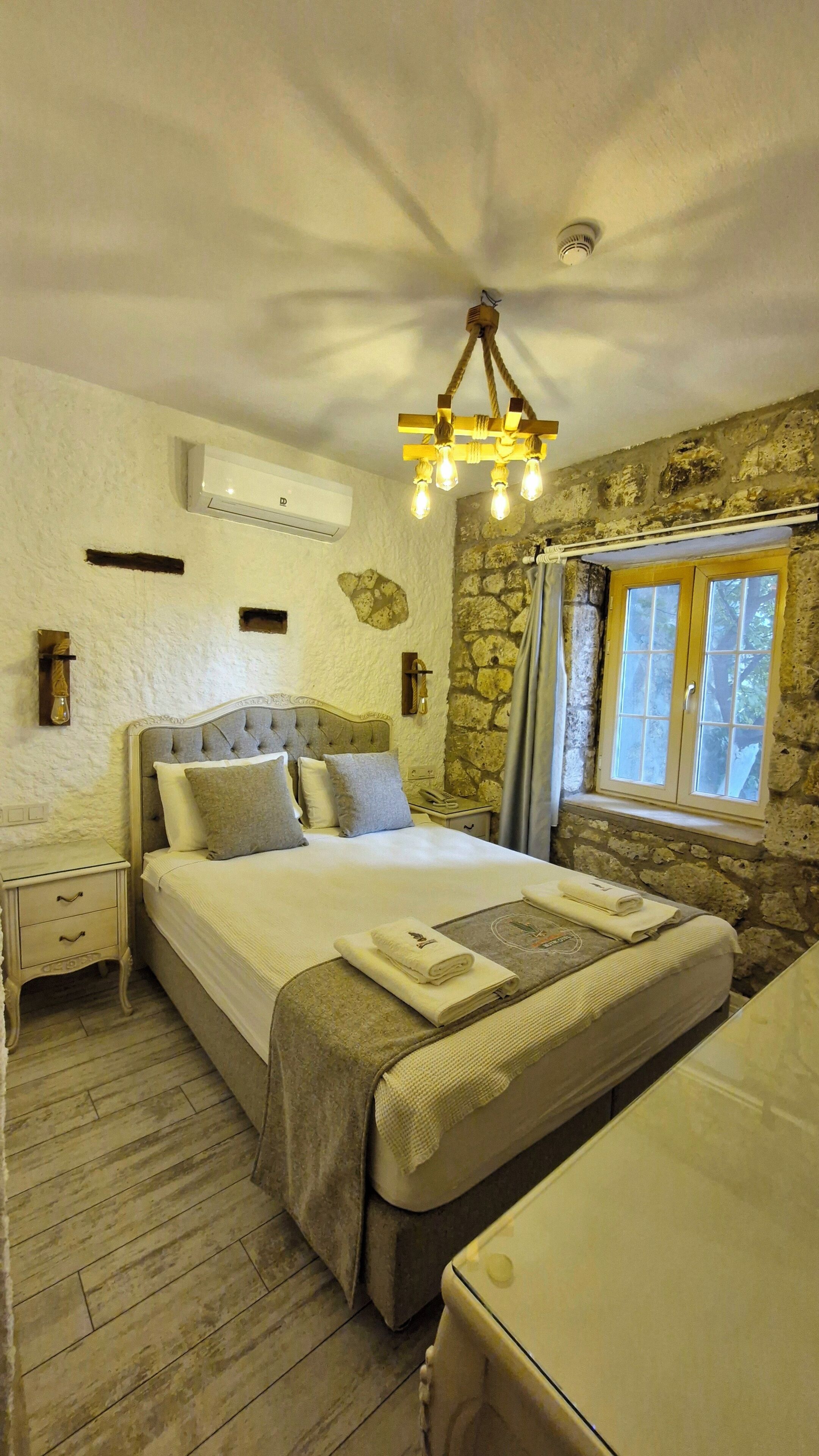 Old Lady 4 | Literie de qualité supérieure, minibar, décoration personnalisée