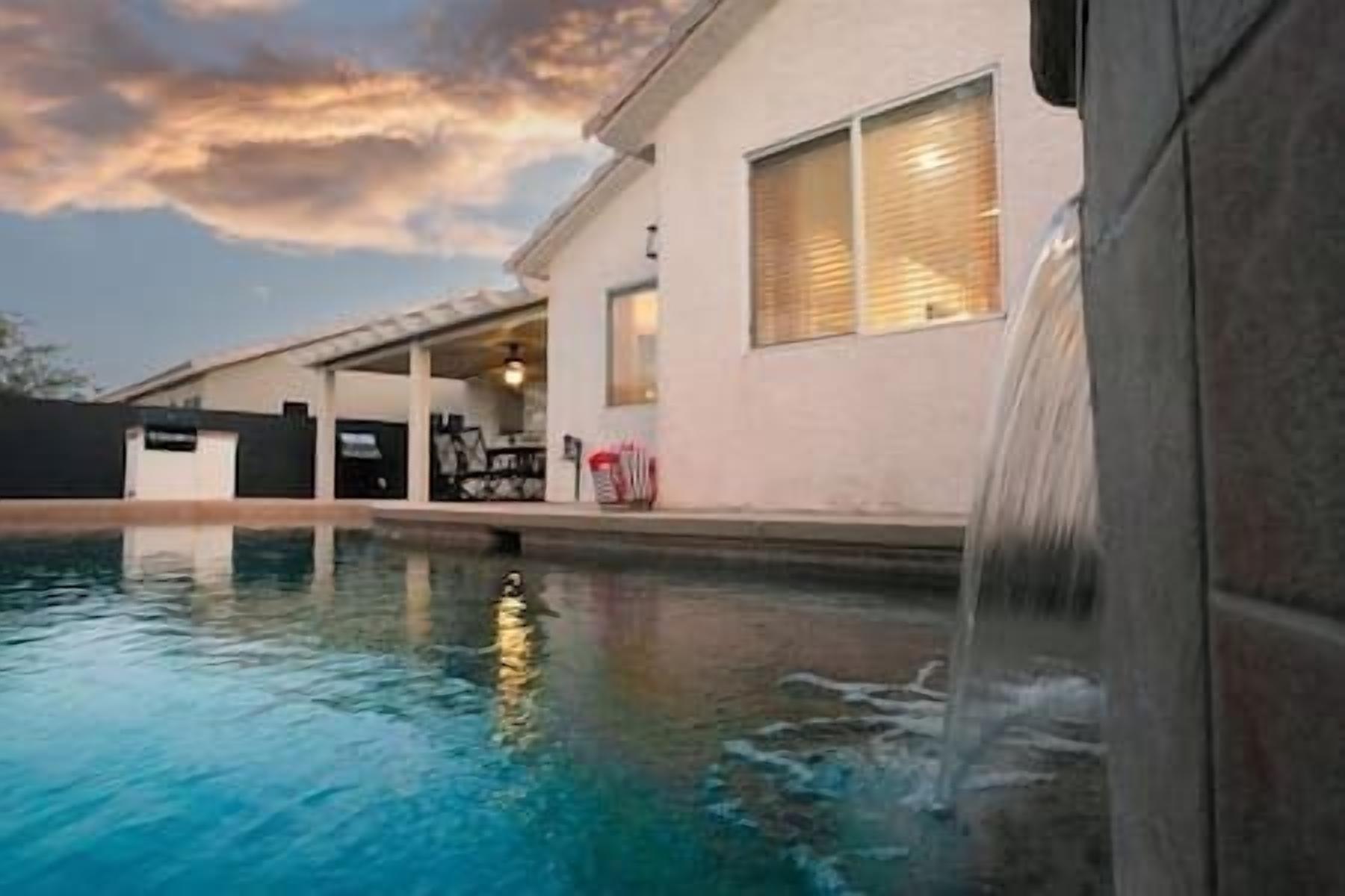 ❤️Sunny 3BR Pool House w/ Pool Table and Spa in NLV