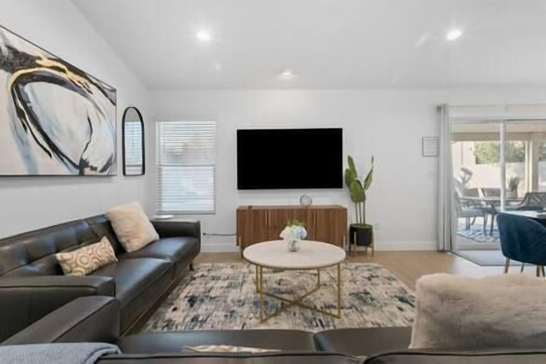 ❤️Modern & Elegant 4BR Home w/ Pool & Spa in NLV