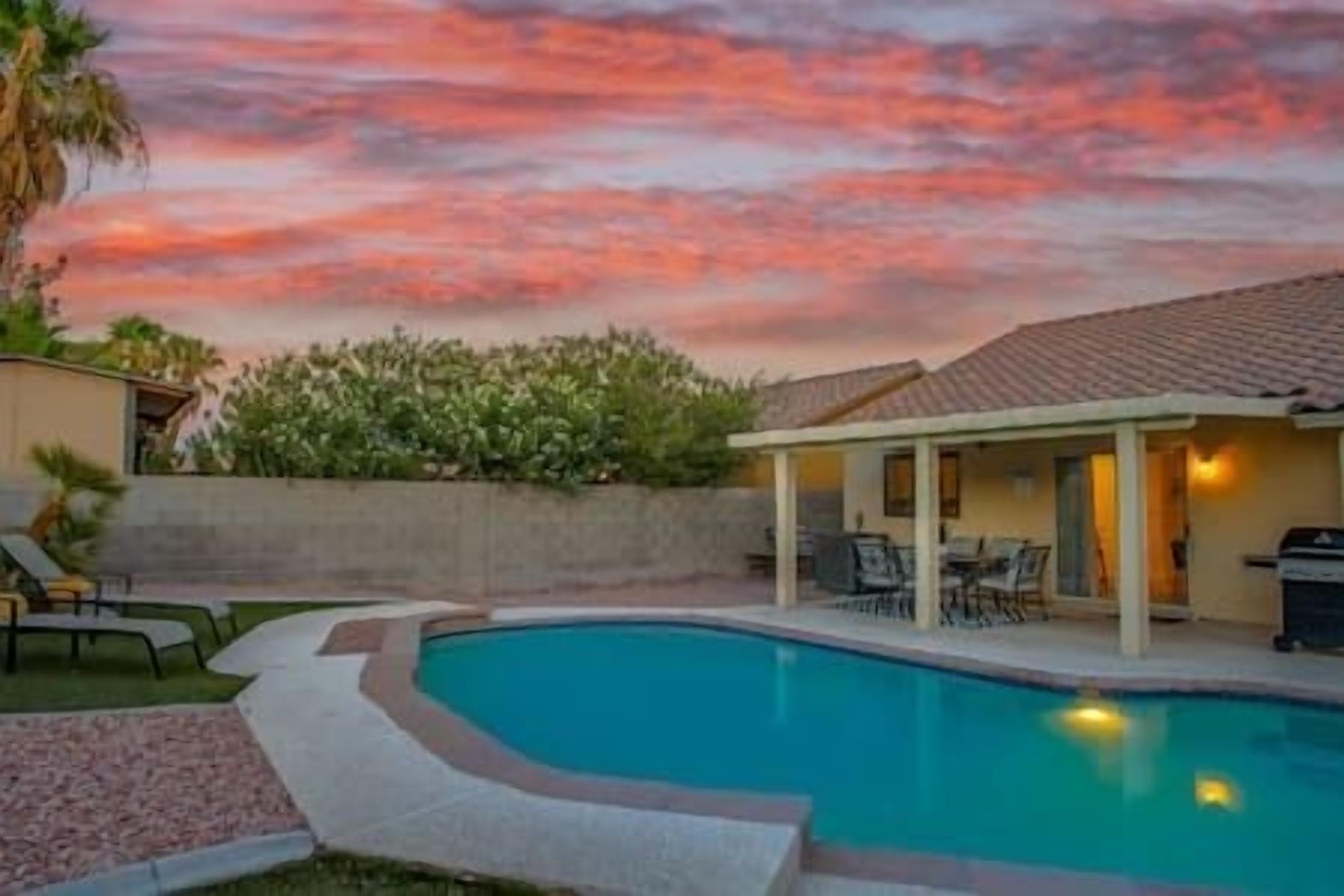 ❤️Modern & Elegant 4BR Home w/ Pool & Spa in NLV