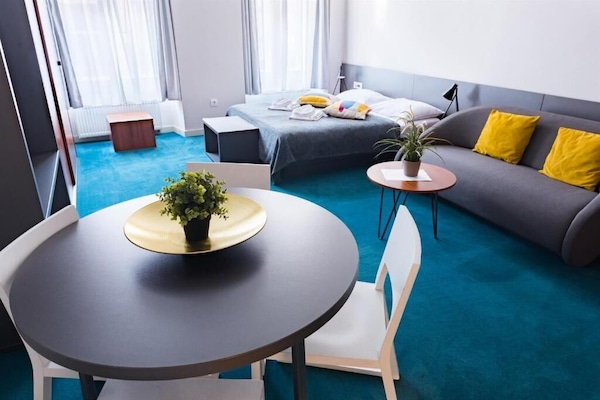 1 habitación, wifi gratis y ropa de cama