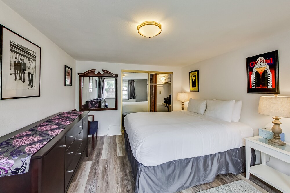Amazing Elegant 1BR Oasis Near the Ocean and Park