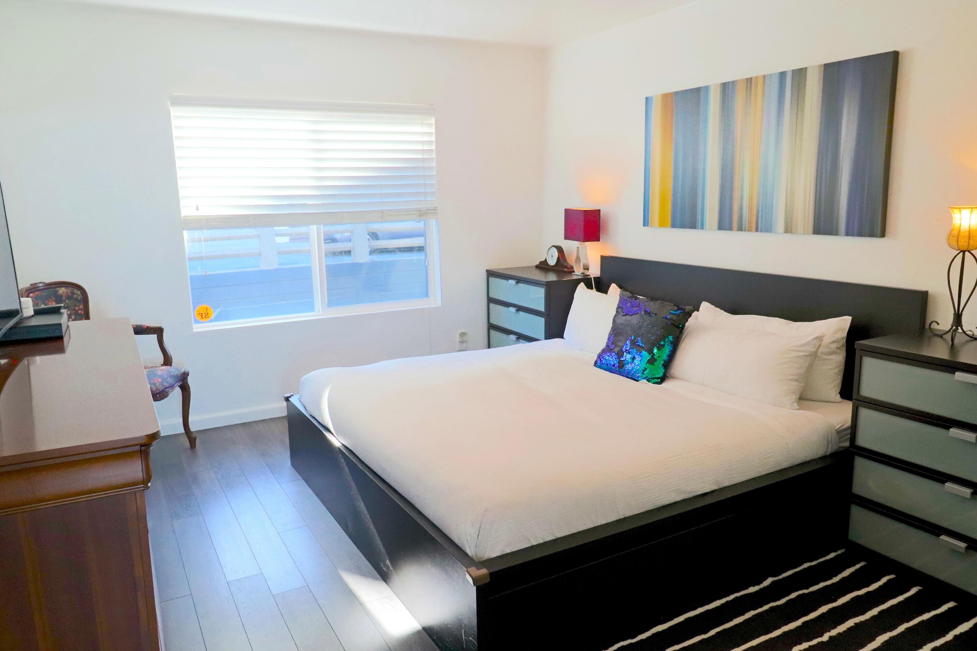 Spacious, sunny house is located on top of the hill in posh Fairmont Heights