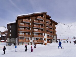 Exterior - Ski-in apartment, balcony, 5 ppl, Belle Plagne (Belle Plagne)