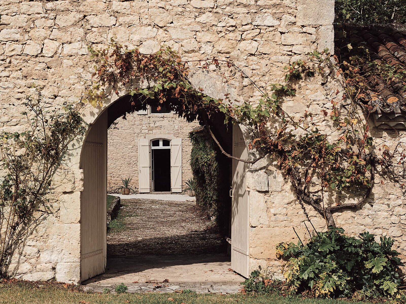 Walking the grounds of Pélat