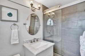 House | Bathroom