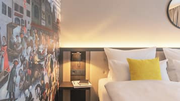 Suite Studio | Literie hypoallergénique, coffres-forts dans les chambres, bureau