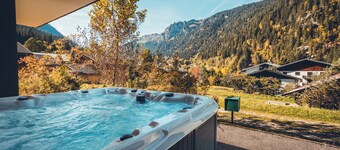 Beautiful 4* Chalet for 14/15 people, very comfortable with jacuzzi in Châtel