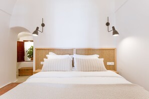 2 chambres, fer et planche à repasser, lit de bébé portatif, Wi-Fi