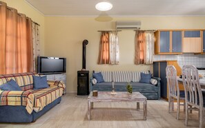 Living area - 4 villas in a green vineyard (Σαρακηνάδο)