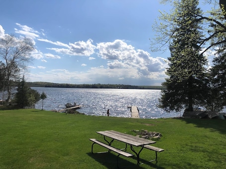 Property grounds. Rolling Stone Lakeside Cabin 1: 2 Bedrooms