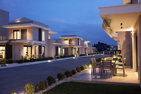 Deluxe Duplex, 2 Bedrooms, Garden View. Nefeli and Nefeli Luxury Residential Complexes