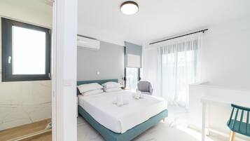 Deluxe Duplex, 2 Bedrooms, Garden View