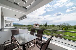 Loft, 2 kamar tidur | Teras/patio