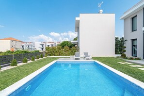 Deluxe Duplex, Private Pool | Balcony view