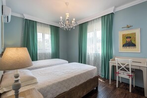 2 bedrooms, in-room safe, soundproofing, iron/ironing board