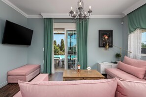 Smart TV - Cypress View Boutique Villa (Rhodes)
