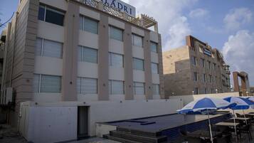 Bagian depan properti