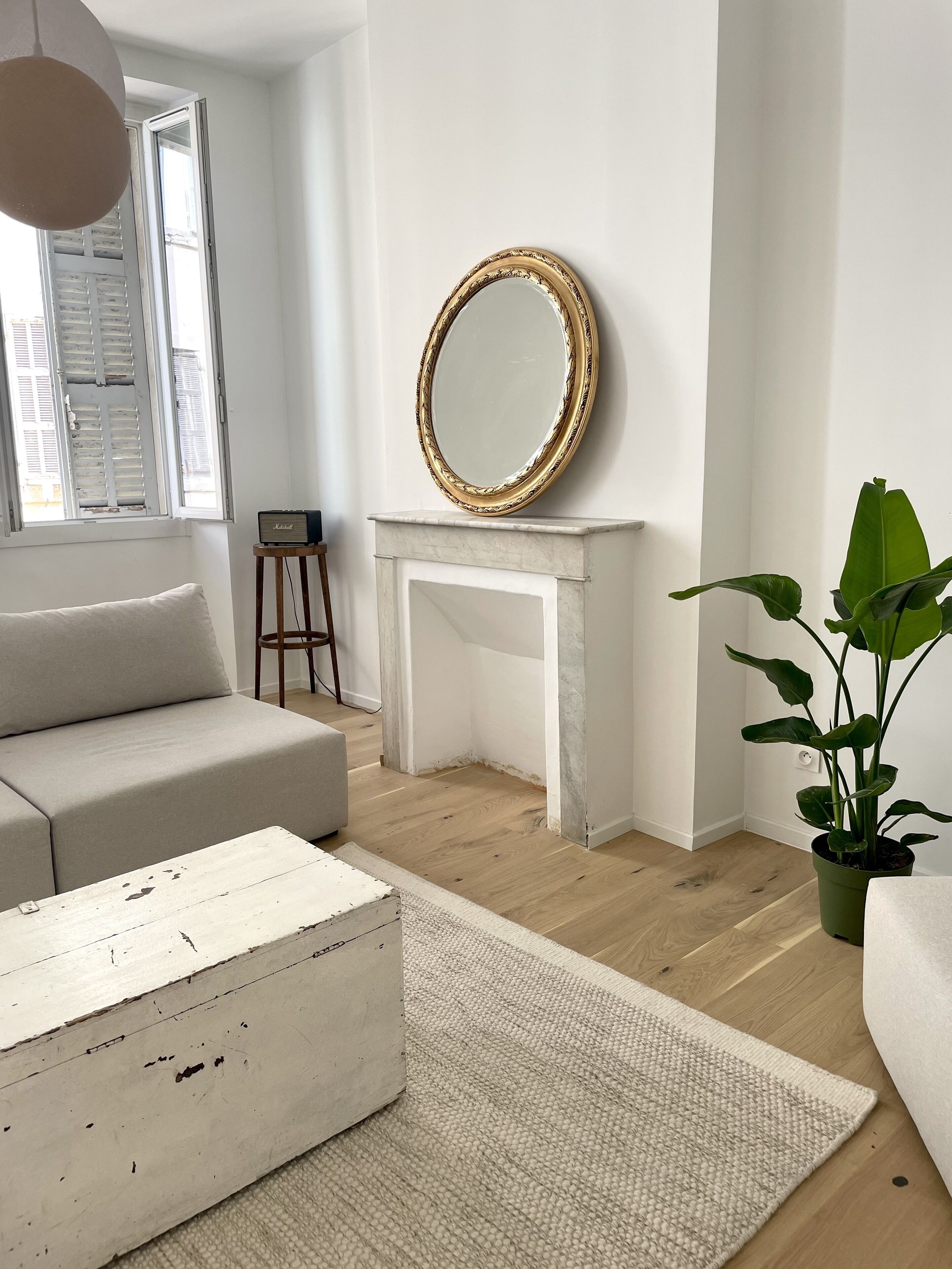 Superb renovated duplex, near Panier and business center