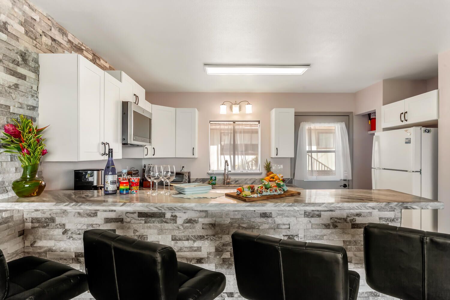 Malia Makai - E - Egret - Beautiful Remodel, A/C, Ocean View