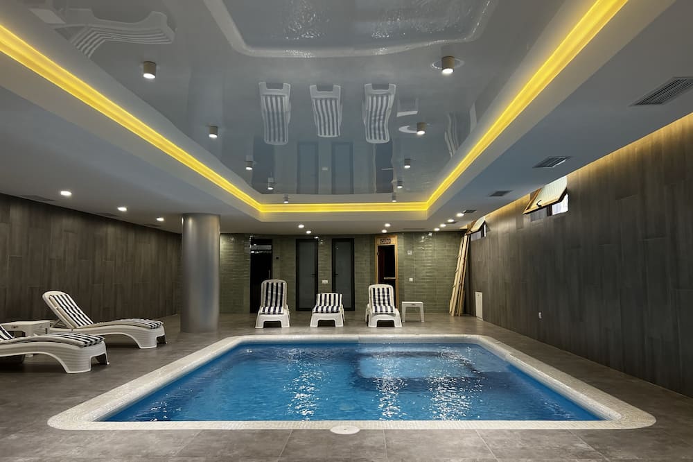 King Plaza Hotel
