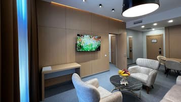 Suite urbana, vista a la ciudad | Servicio a la habitación