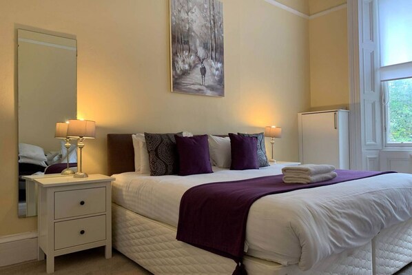 1 bedroom, iron/ironing board, travel cot, WiFi