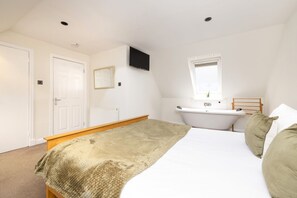 1 quarto, ferros/tábuas de passar roupa, berço de viagem, Wi-Fi