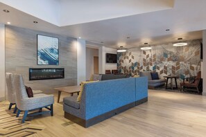 Lobby - Hyatt Place Flagstaff (Flagstaff)