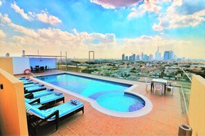 Outdoor pool - Executive 1-bed Apartment Burj Khalifa View (Dubai)