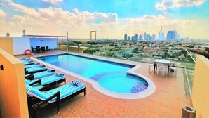 Pool - Deluxe 1-bed Apartment With Balcony and Twin Bed (Dubai)