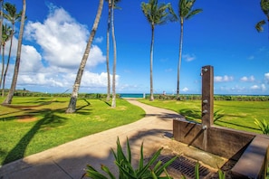 Property grounds - 2 Bedroom OceanView Condo | Pono Kai Resort | E103 (Kapaʻa)