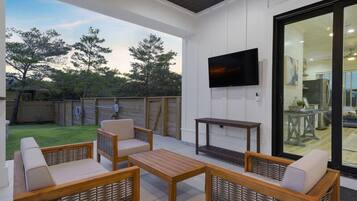 House, Multiple Beds | Balcony